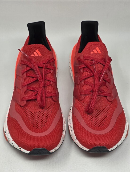 Adidas ULTRABOOST Men\'s Size 11 Light 2023 Running Shoes Solar Red  IG0746